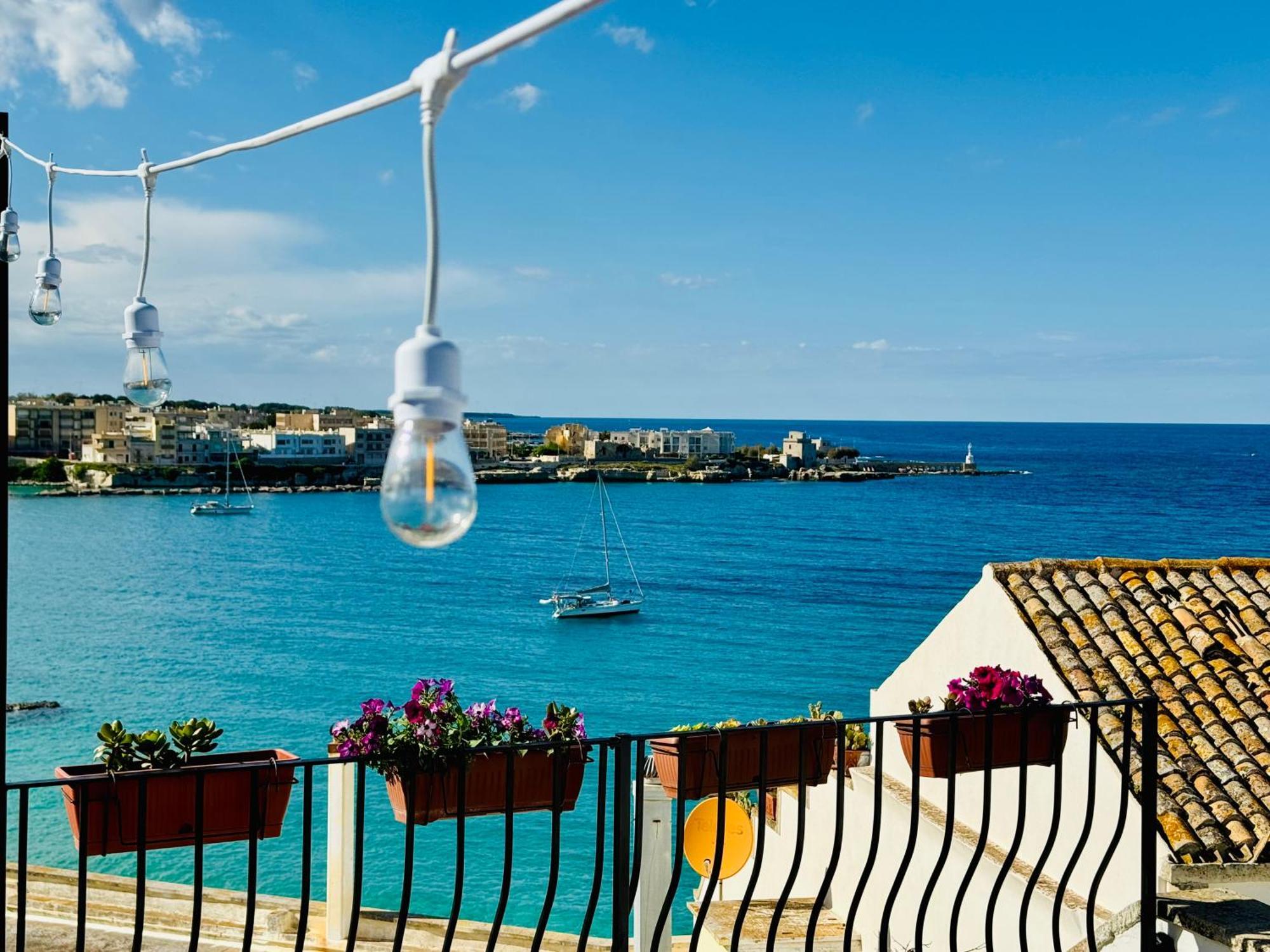 Dimora Del Sole Luxury And Charm Apartment Otranto Luaran gambar