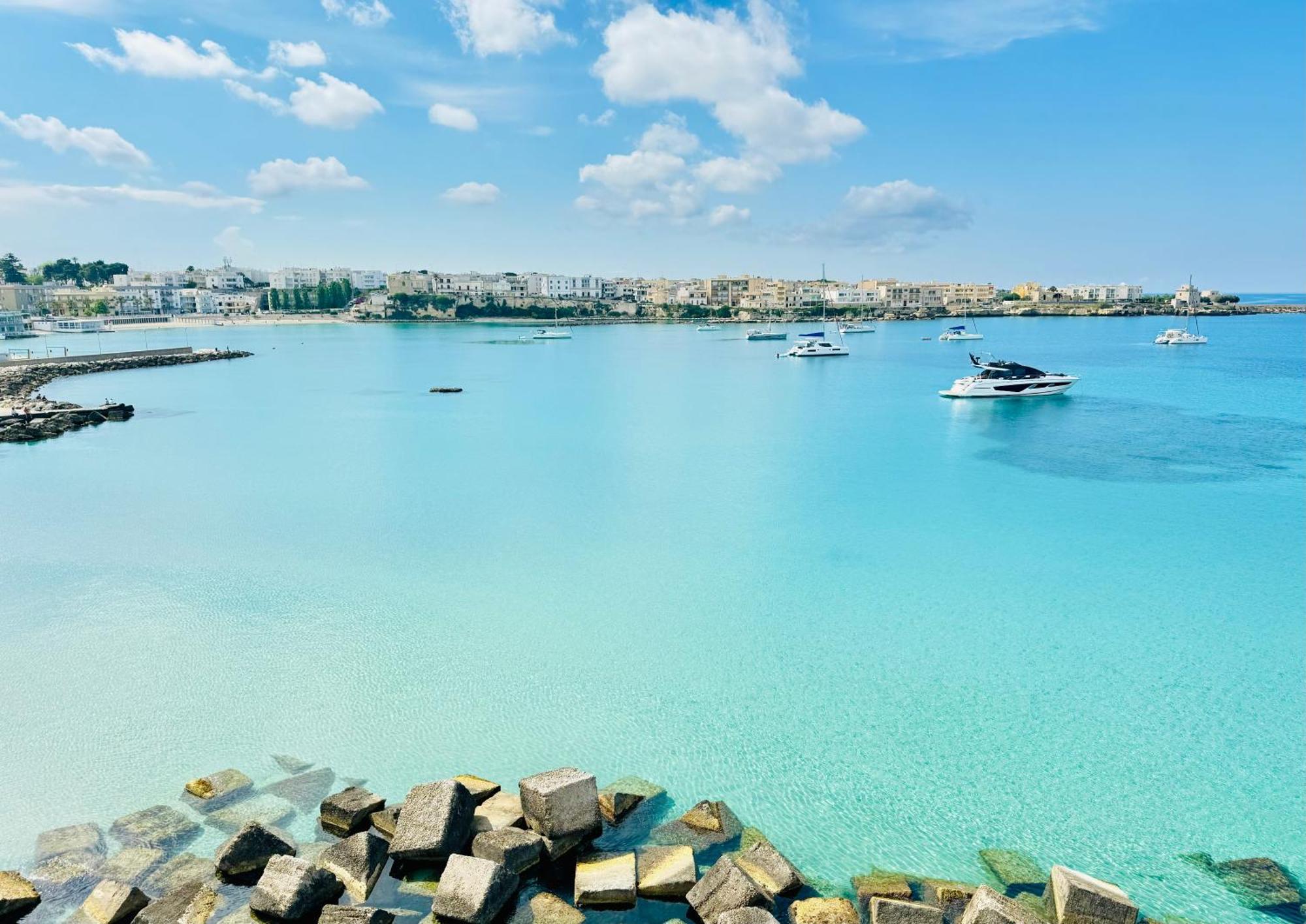 Dimora Del Sole Luxury And Charm Apartment Otranto Luaran gambar